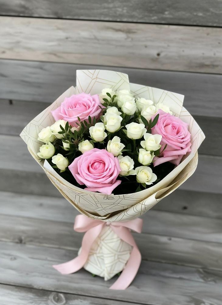 Букет цветов из: Розы в Никольский