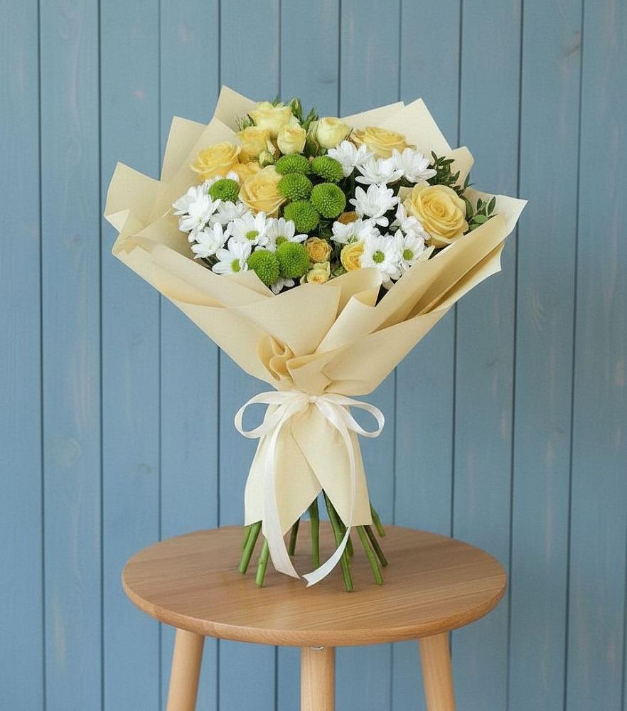 Букет цветов из: Хризантемы и Розы в Никольский