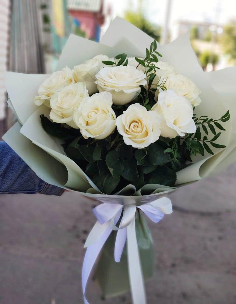 Букет Белые розы Проуд в Никольский