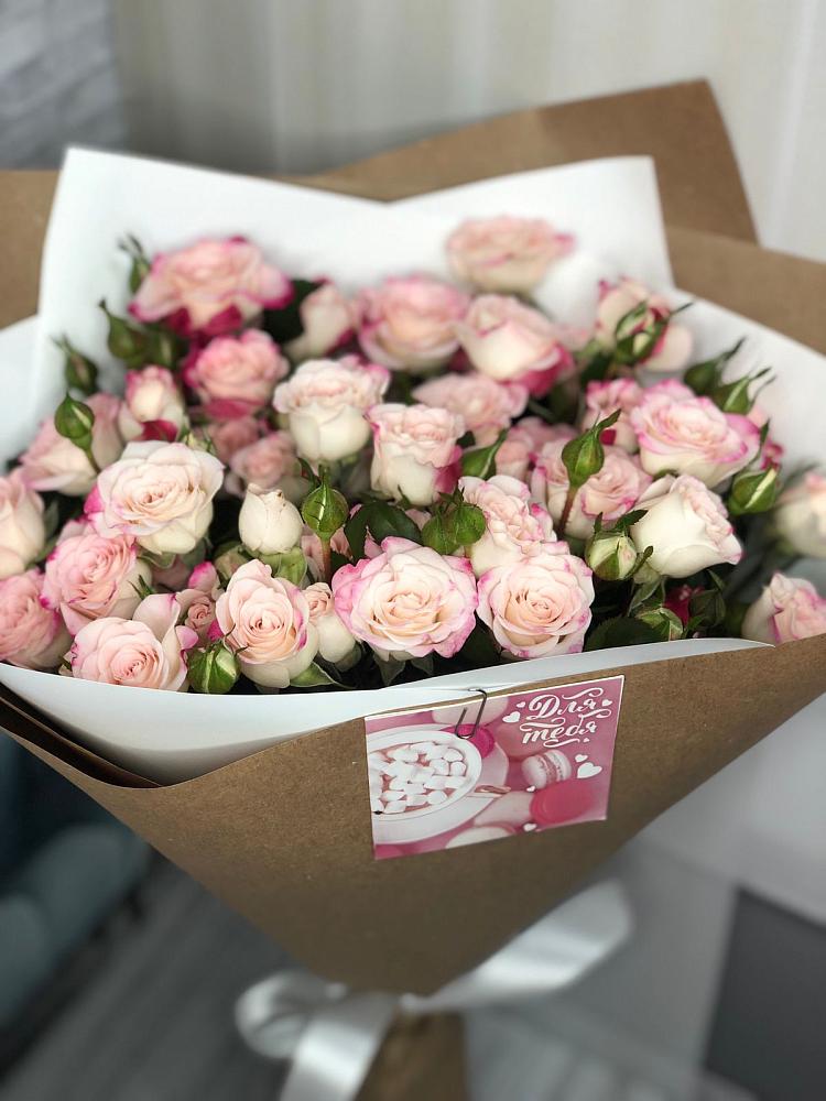 Букет цветов из: Розы в Никольский