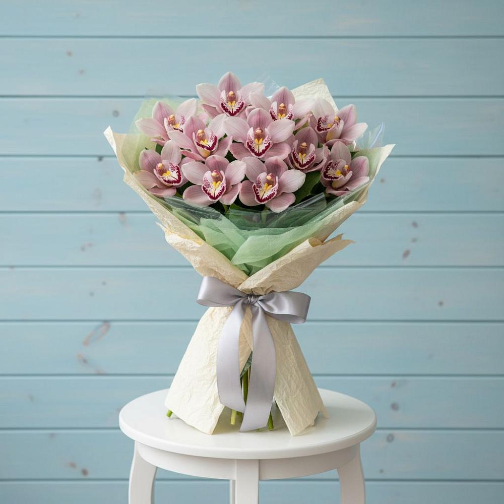 Букет цветов из: Орхидеи и Розы в Никольский