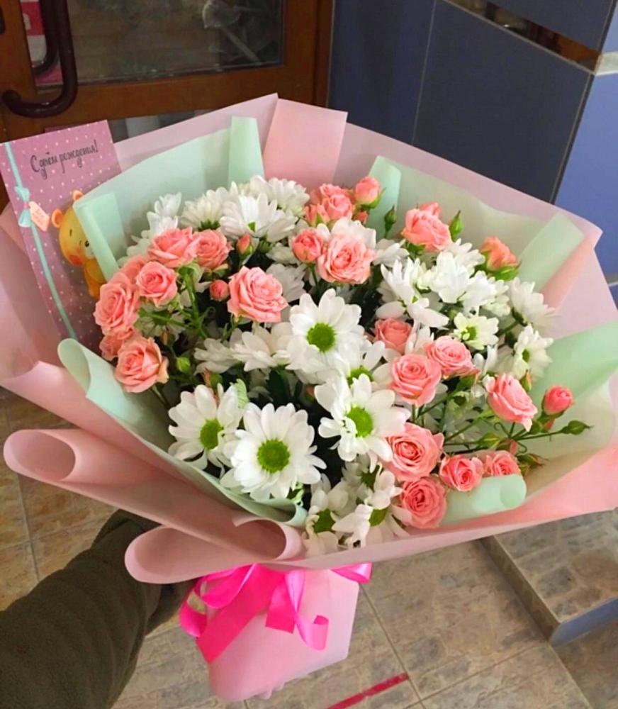 Букет цветов из: Розы и Хризантемы в Никольский