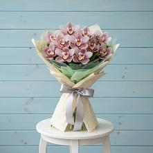 Букет цветов из:  Орхидеи и Розы в Никольский