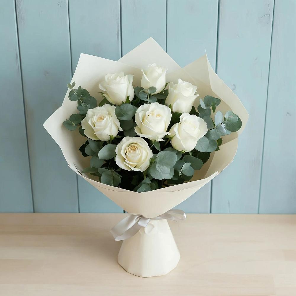 Букет Белые розы в Эвкалипте в Никольский