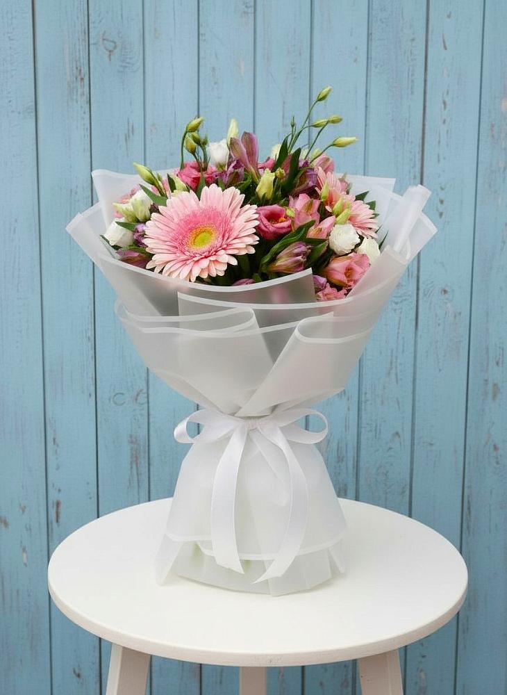 Букет цветов из: Герберы, Альстромерии и Лизиантусы в Никольский