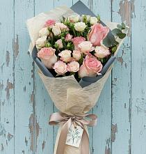 Букет цветов из:  Розы в Никольский