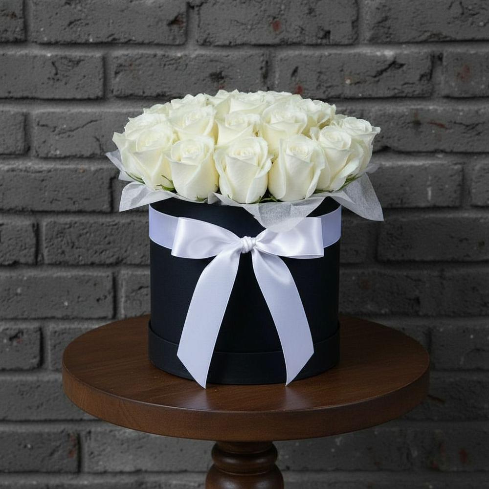 Цветочная композиция из Розы в шляпной коробке в Никольский