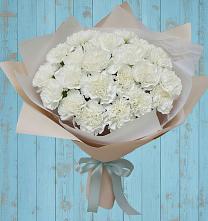 Букет цветов из:  Гвоздики в Никольский