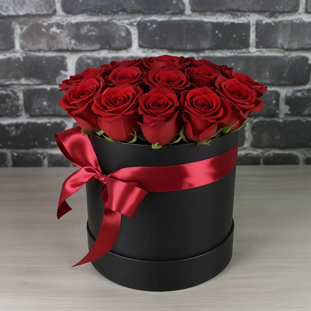 Цветочная композиция из Розы в шляпной коробке в Никольский