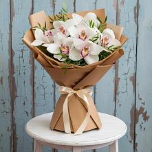 Букет цветов из:  Орхидеи и Розы в Никольский