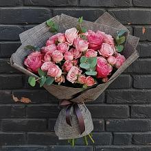Букет цветов из:  Розы в Никольский