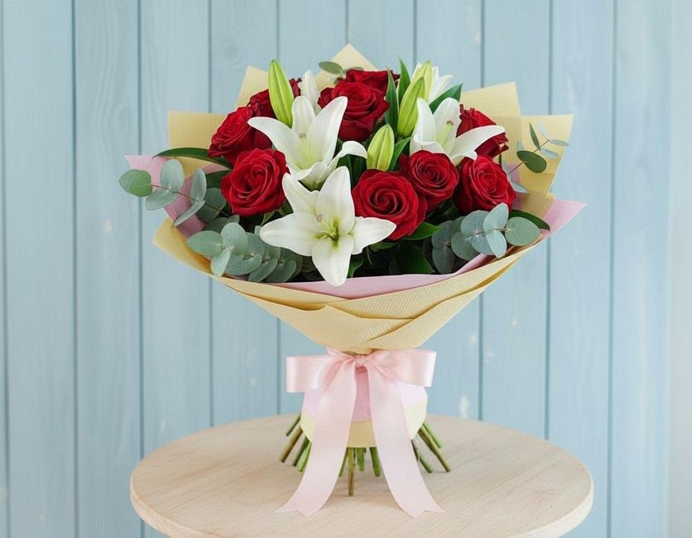 Букет цветов из: Лилии и Розы в Никольский